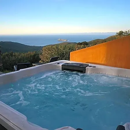 Hotel Le Saint Jean 3*